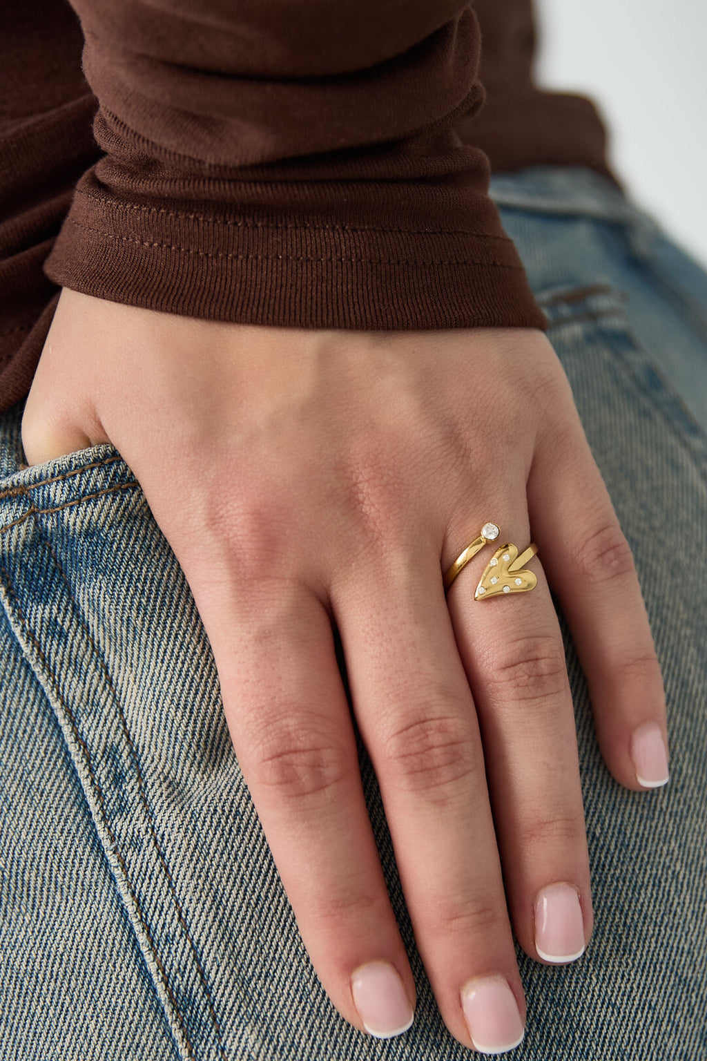 Elegant Adjustable Rhinestone Heart Ring - Silver & Gold